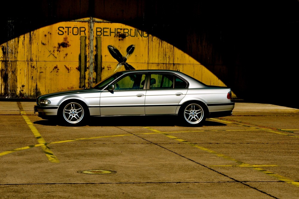 750i.JPG